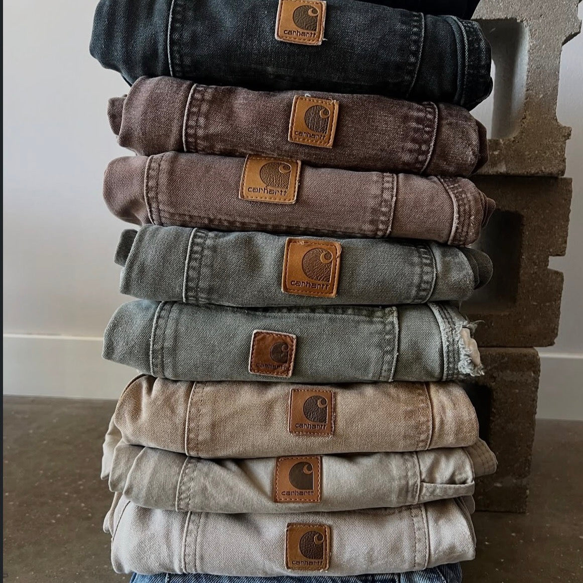 Carhartt jeans (2 pairs)